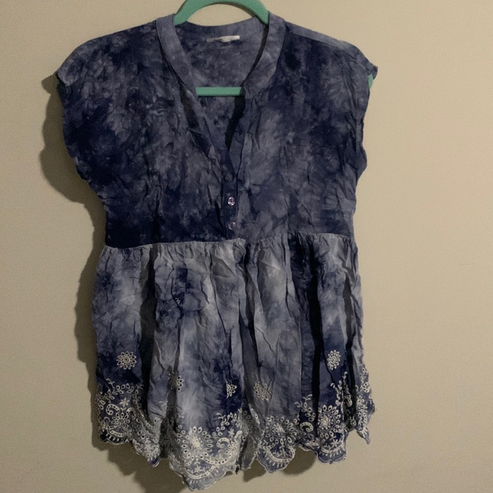 Boho Tie Dye Blouse V-neck with Buttons Baby Doll Embroidery at Hem Size Small